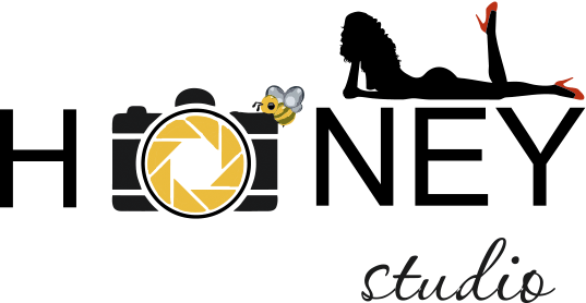 Логотип вебкам студии Honey